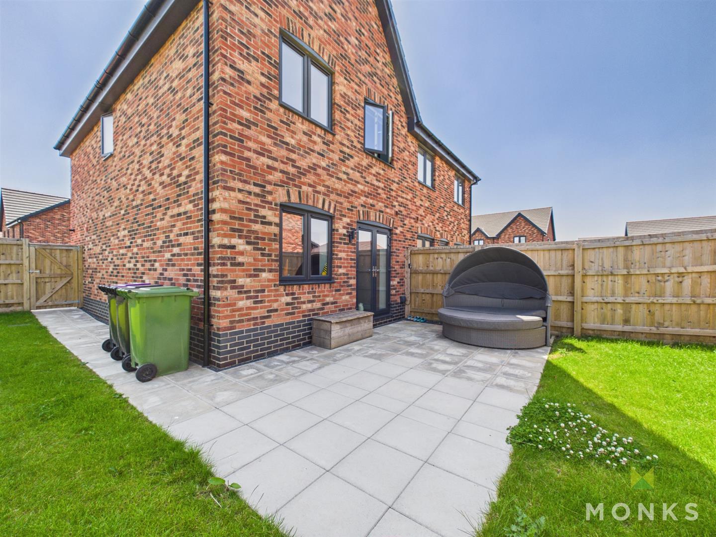 20 Morlas Meadows, Oswestry, SY11 3FJ For Sale